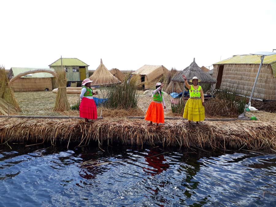 From Puno: full day tour to Uros and Taquile with Lunch - Seeing how Totora reeds make an island