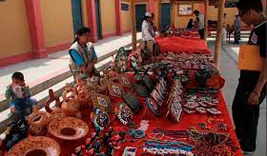 From Trujillo: Complete full day tour with museums - Huanchaco and the reed caballitos