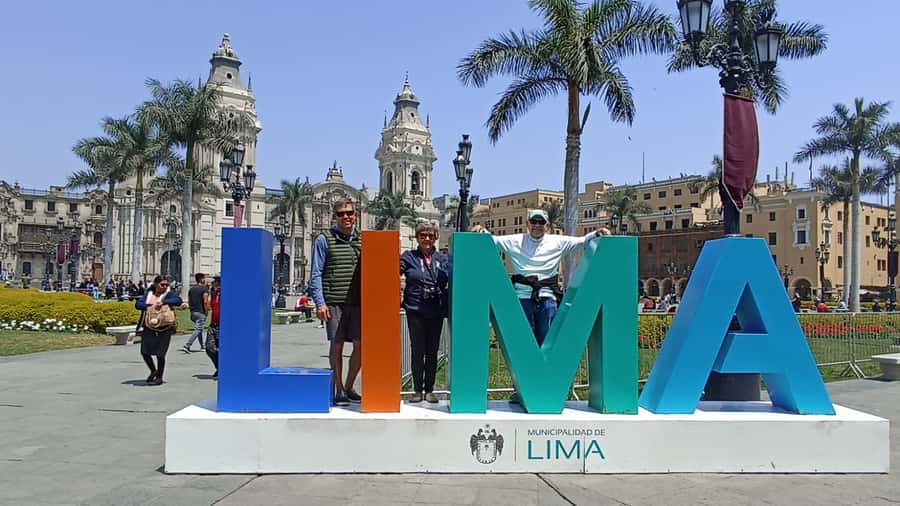Full Day Lima: Local Market+ CityTour+ Barranco & Miraflores - Plaza Mayor and an unhurried lunch break