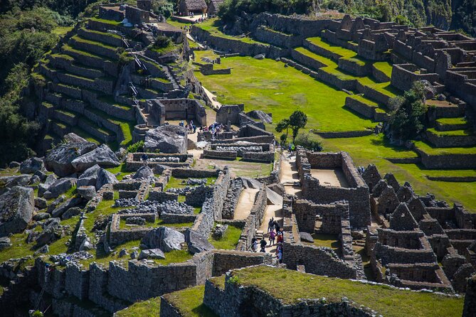 Full Day Private Tour of Machu Picchu from Cusco - The private format and the human help