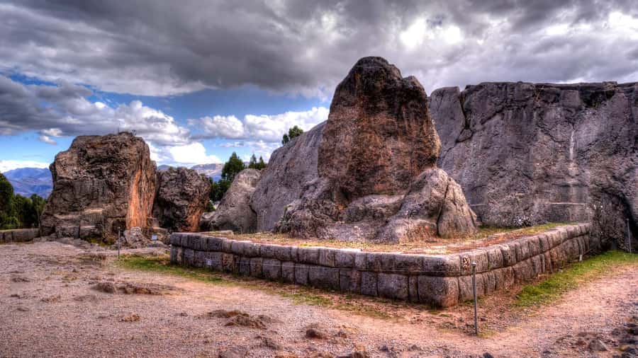 Guided tour of Cusco and its 4 ruins - Cusco Cathedral and the Plaza de Armas