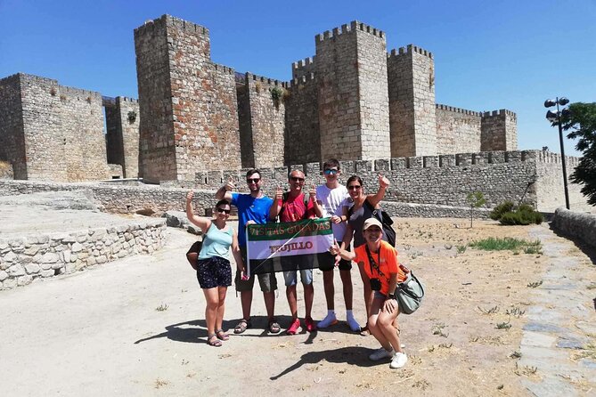 Guided Tours Trujillo Essential - Why the private format changes the experience