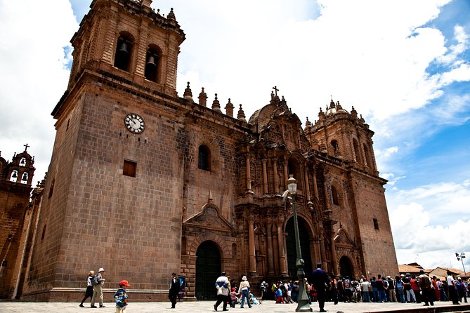 Half-Day City Tour of Cusco Including Tambomachay - Qenqo and its carved rock passage