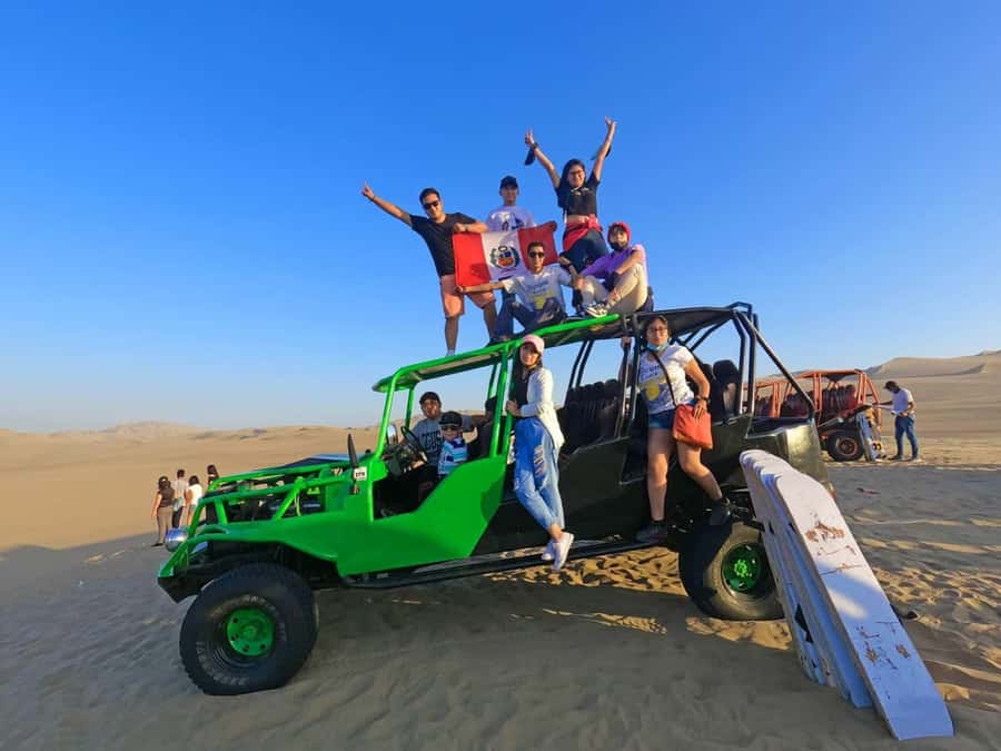 Huacachina: Sandboarding and Dune Buggy Tour + Sunset - The one-hour tubular ride across 30-meter dunes