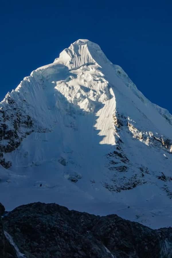 Huaraz: Full Day Rocotuyoc Lagoon + Frozen Lagoon - Key points at a glance