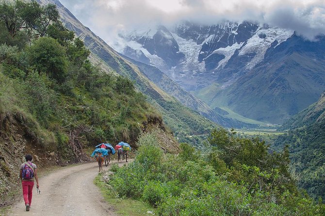 Humantay Lake Day Hike (Small Group or Private) - Following the Camino Real toward Soraypampa