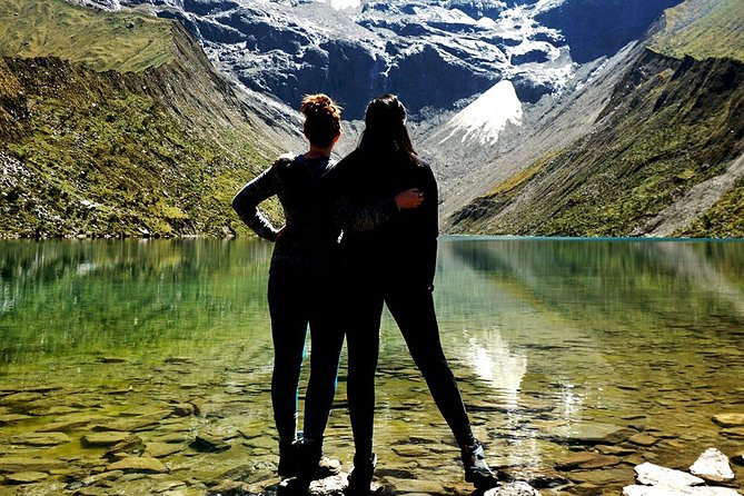Humantay Lake Full Day Hike - Returning to Soraypampa for lunch