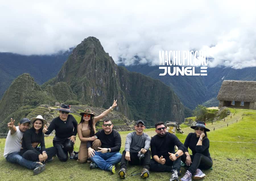 IN MACHU PICCHU: Private Tour Guide Service - Getting from Cusco to the Machu Picchu gate