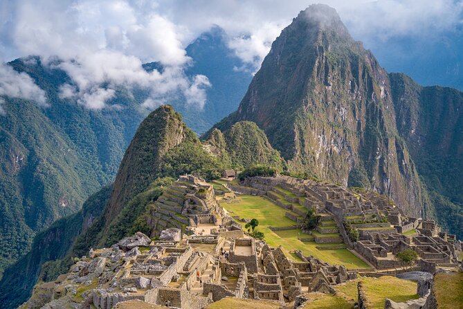 Inca Trail 4 Day Adventure to Machu Picchu with Panoramic Train - Day 2: Dead Woman Pass at 4,200 meters