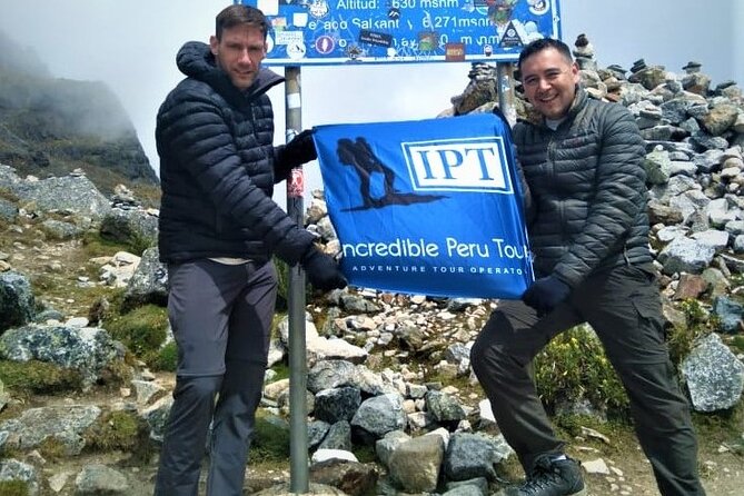 Inca Trail to Machu Picchu 4 Days - Small Group / Reservations 2026 - Runkuracay and Sayacmarca on the stone trail