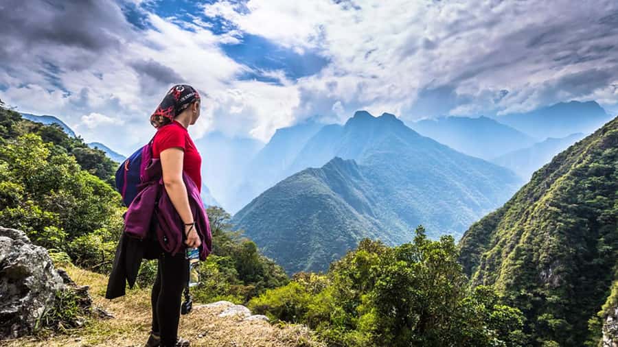Inka Jungle trek to Machu Picchu 3 D/ 2 N - Day 1: Abra Málaga, a long bike descent, and Santa Teresa