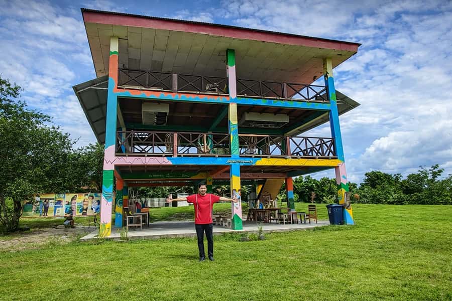 Iquitos: 6-Hour Wonderful Wildlife Guided Tour - Fundo Pedrito and its busy collection of animals