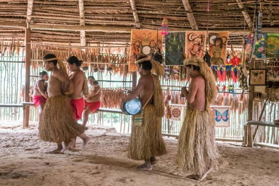 Iquitos: Amazon Jungle in 2 Days: Adventure and Expedition - Meeting the Bora community on the Momón