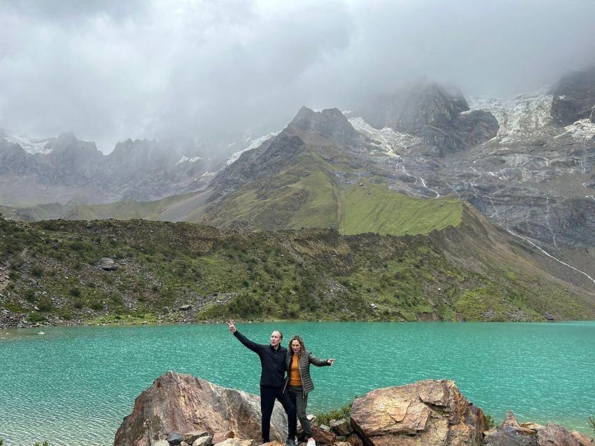 Lagoon Humantay. Full Day Tour with Breakfast and Lunch - The guide and the feel of the day
