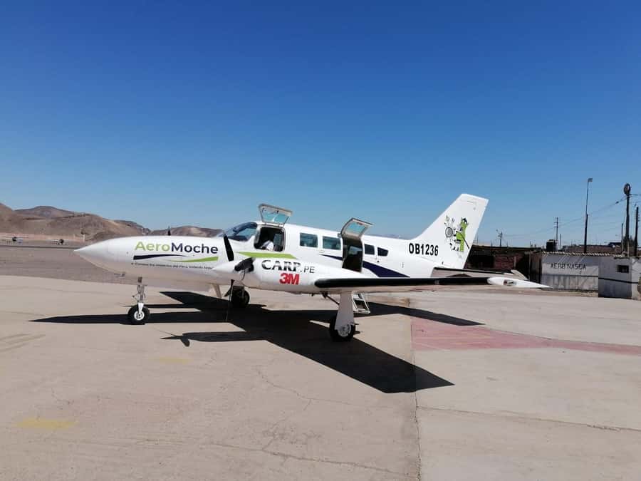 Lima: Ballestas & Huacachina Day Trip w/ Nazca Lines Flight - Why the guide and driver matter so much
