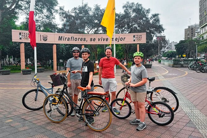 Lima Bike Tour in Miraflores & Barranco - Shared small group - From Víctor Delfín’s studio to Barranco’s back streets