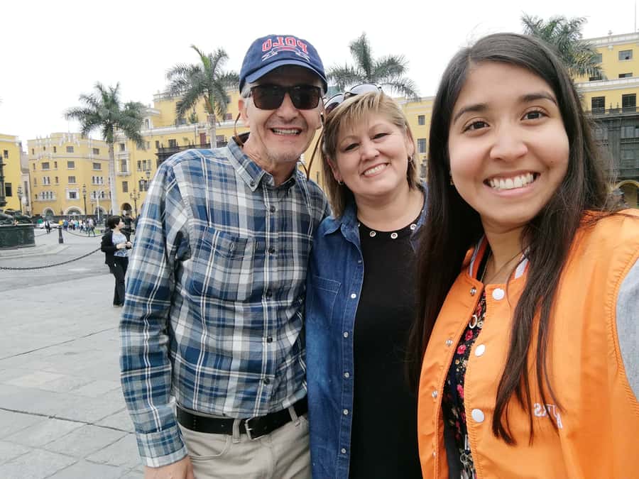 Lima: City Highlights Small Group Tour - Jirón de la Unión and the walk between landmarks