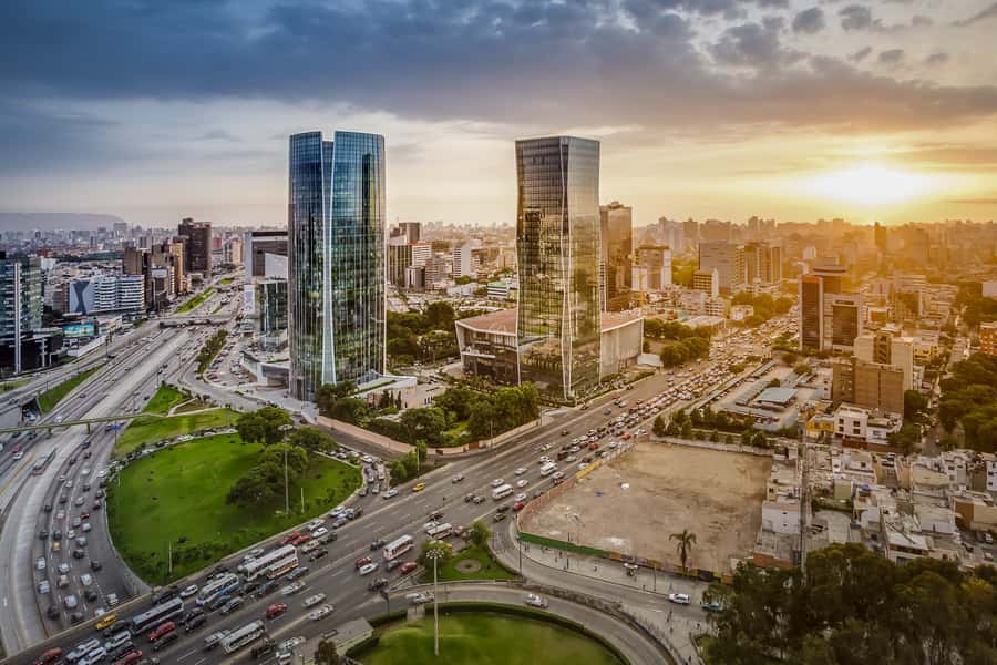Lima: City Highlights Small Group Tour - Riding from Miraflores to the historic center