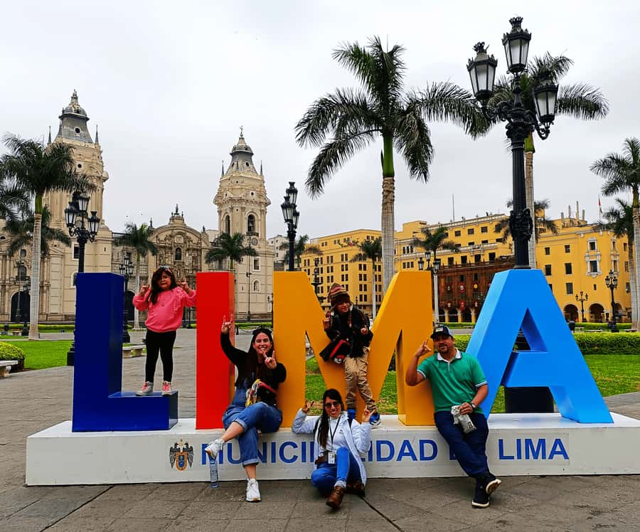 Lima: City Highlights Walking Tour & Catacombs - The value of $38 per person