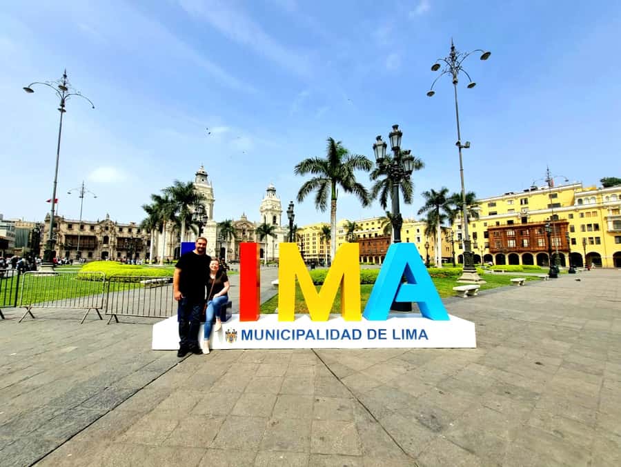 Lima: City Highlights Walking Tour & Catacombs - Plaza Mayor brings the city’s story together