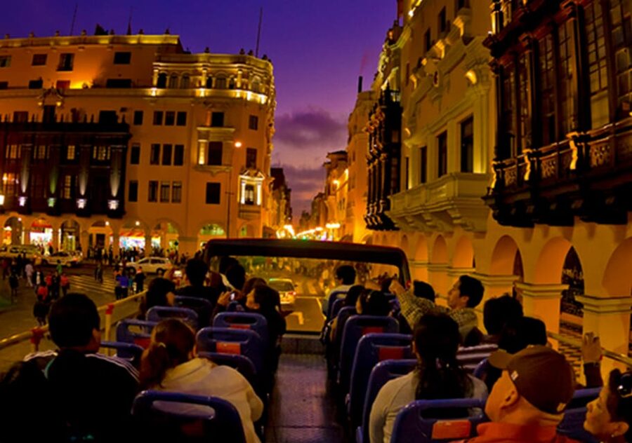 Lima : City tour 360° Panoramic bus - Sightseeing Tour - How the bus format affects your day