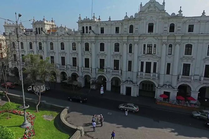 Lima City tour and Catacombs Museum (04 hours) Private Tour with guide in Lima - Why the catacombs give this short tour its focus