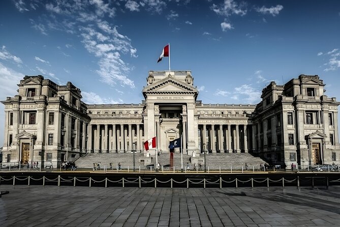 Lima City Tour Plus + Video by Drone - Group - Museo Central and its Tuesday to Sunday schedule