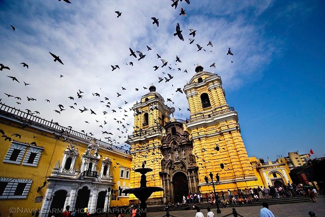 Lima City Tour. Pre-Hispanic, Colonial and Modern Tour. - Lima Cathedral and Pizarro’s crypt