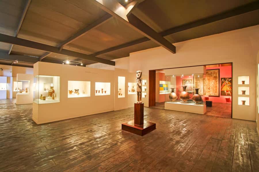 Lima: Half-Day Colonial Lima and Larco Museum Tour - A fast introduction to Lima’s long story