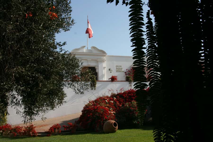 Lima: Half-Day Private Lima City Tour and Larco Museum - A practical way to plan your day
