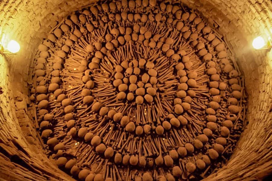 Lima: Historic Downtown, Miraflores & Catacombs Private Tour - Key points at a glance