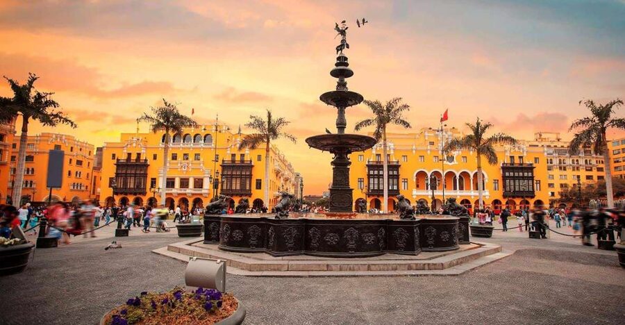 Lima: Incredible City tour half day - Magic Water Circuit and the National Stadium