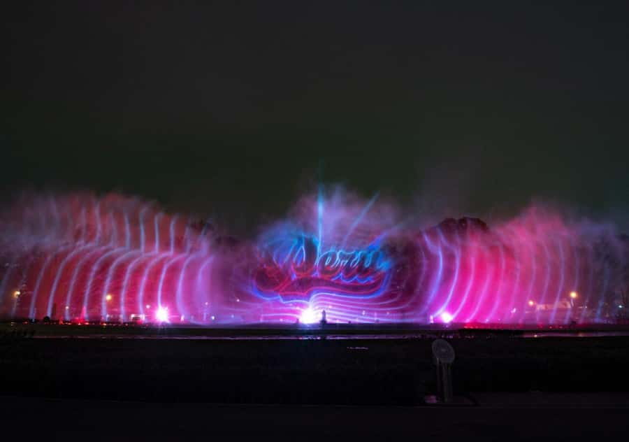 Lima: Magic Water Circuit and Dinner Show Tickets - From Barranco to central Lima with a small group