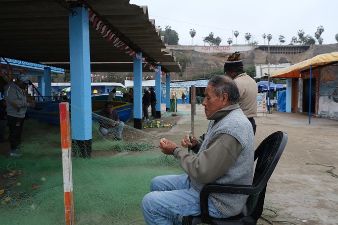 Lima Off the Beaten Path: Local Communities and Cultural Immersion - Nueva Esperanza Cemetery among the southern hills