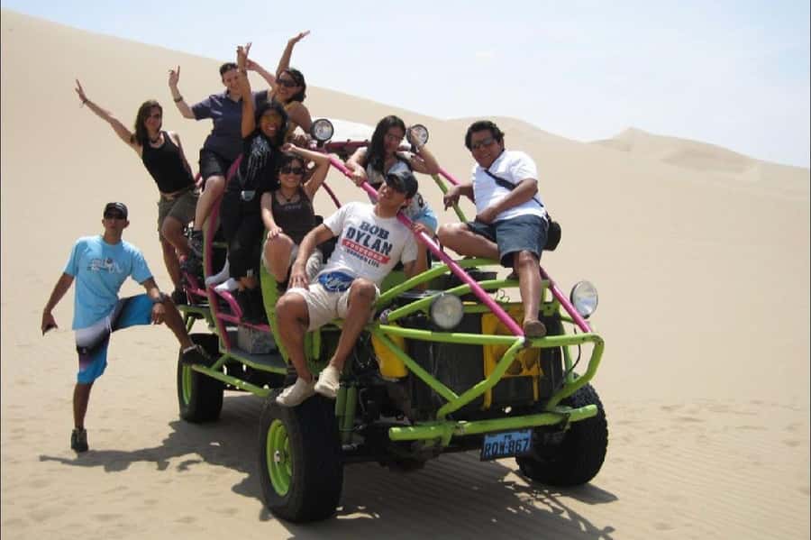 Lima: Paracas and the Huacachina Oasis Guided Day Tour - The long ride back to Lima