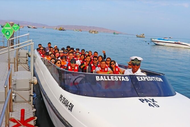 Lima : Paracas & Huacachina- Day to Islas Ballestas & Sandboard - Huacachina Oasis and the desert ride