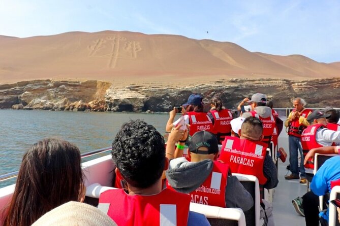 Lima : Paracas & Huacachina- Day to Islas Ballestas & Sandboard - Pisco Nietto, lunch, and a taste of Peru