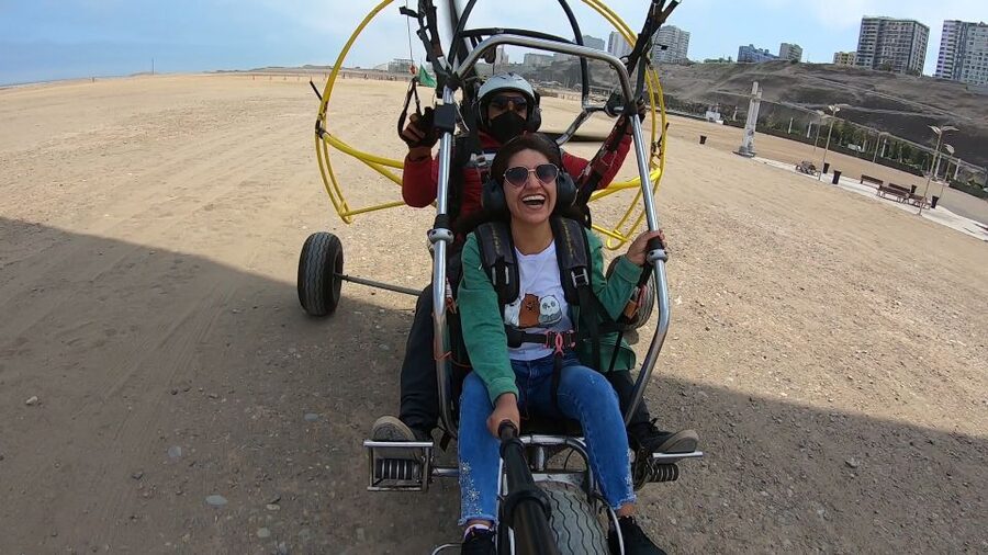 Lima: Paragliding Flight Over Costa Verde Districts - Is $54 a fair price?