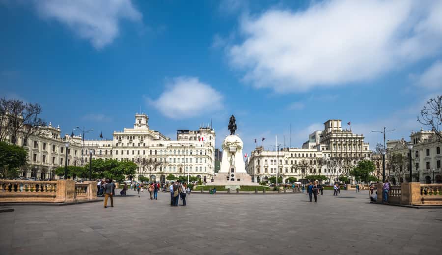 Lima: Private Classic City Tour - From modern Miraflores to old Lima in one morning