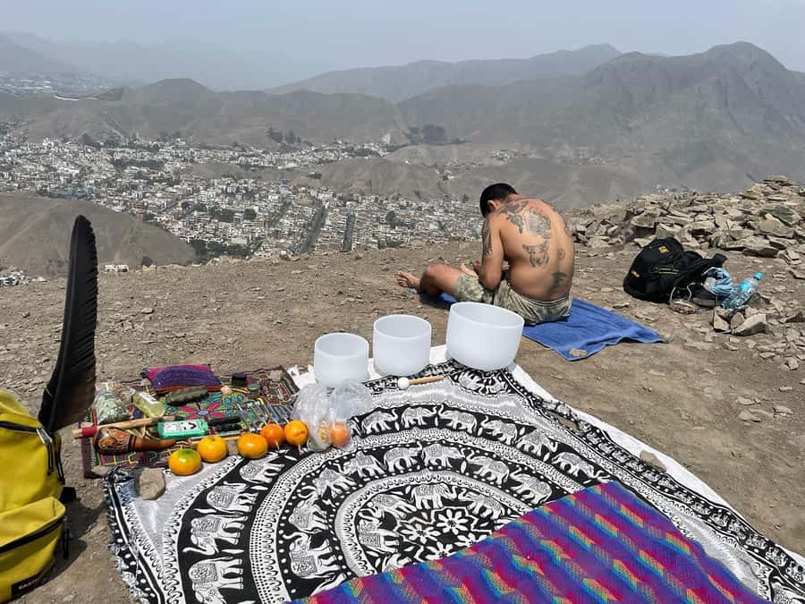 Lima: Spiritual Healing with Xanga - The Smokeable Ayahuasca - Meeting Paul and preparing the mind