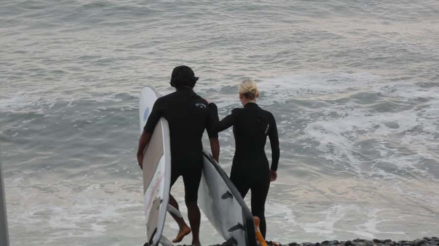 Lima: Surf Class with Equipment and Instructor - How the lesson changes for experienced surfers