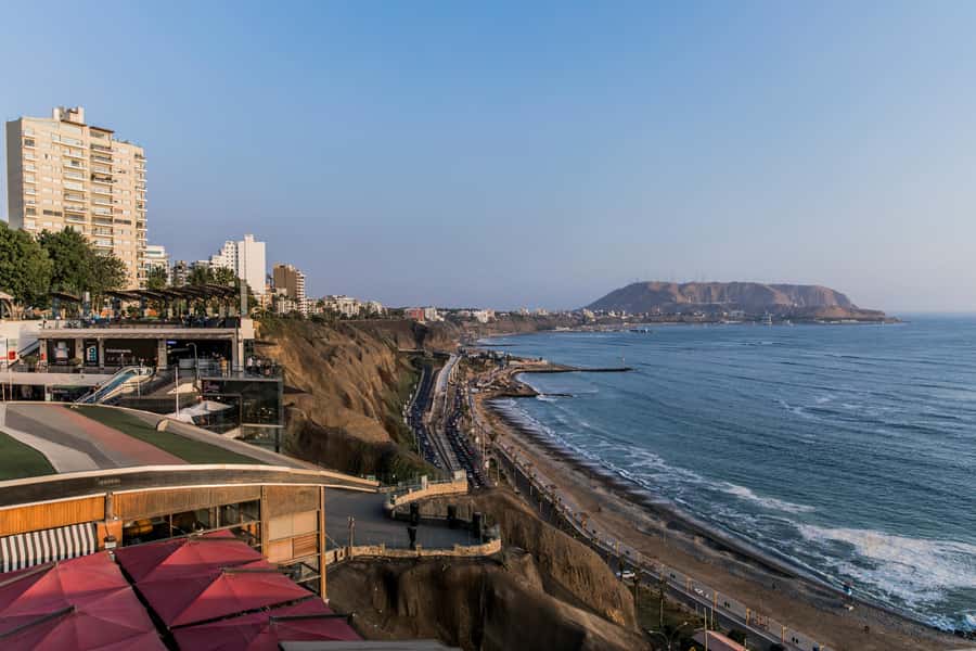 Lima: Tour in Miraflores, San Isidro, Barranco & Chorrillos - Starting in San Isidro at El Olivar