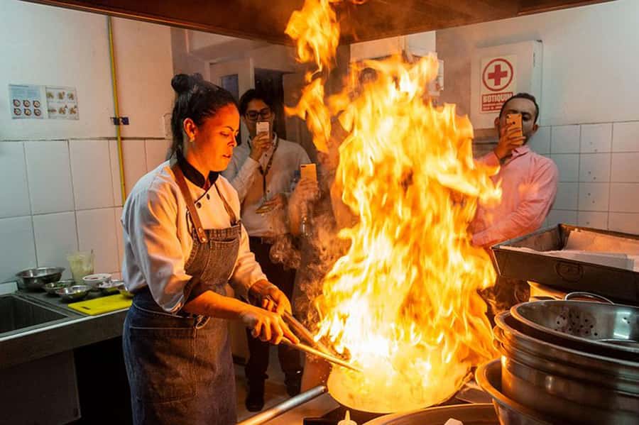 Lima: Ultimate Peruvian Food Tour - Lomo saltado and Peru’s blended food traditions