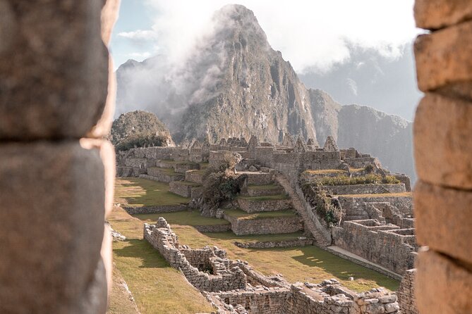 Machu Picchu Full Day Tour from Cusco(Small Groups ) - Entering the citadel with your passport ready