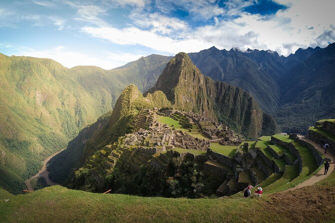 Machu Picchu Full Day Tour from Cusco(Small Groups ) - What the praise tells you about the guiding