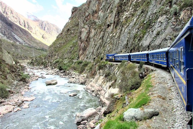 Machu Picchu full day trip from Cusco - The 30-minute bus ride up to Machu Picchu