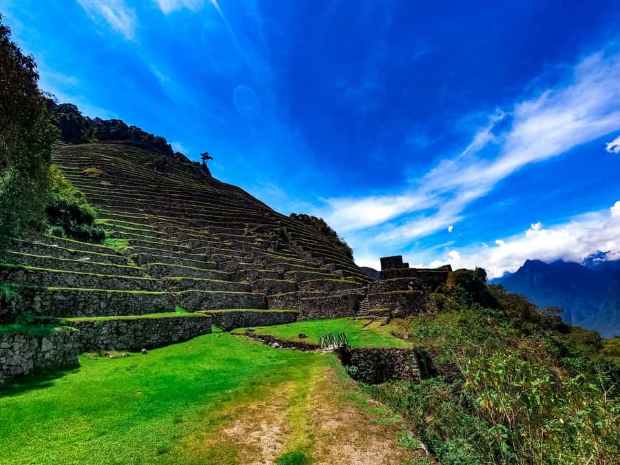 Machu Picchu: Inca Trail 2-Day Overnight Guided Tour - Aguas Calientes and the overnight stay