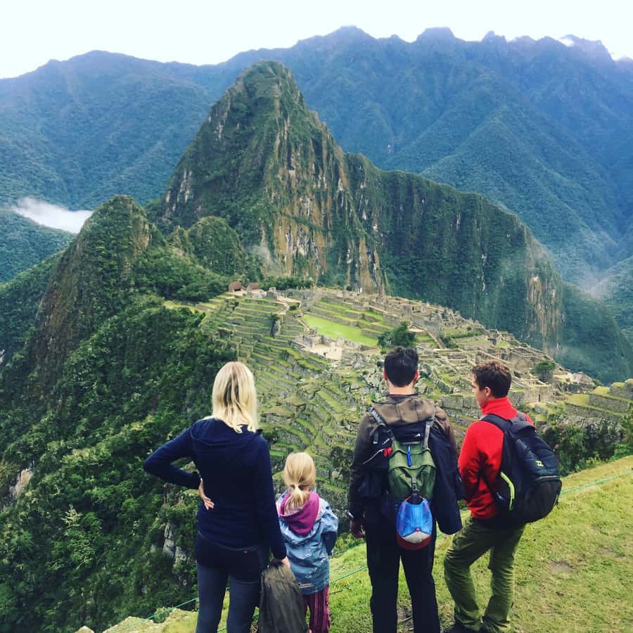 Machu Picchu: Private Tour Guide Service - The value of photo help and a flexible pace