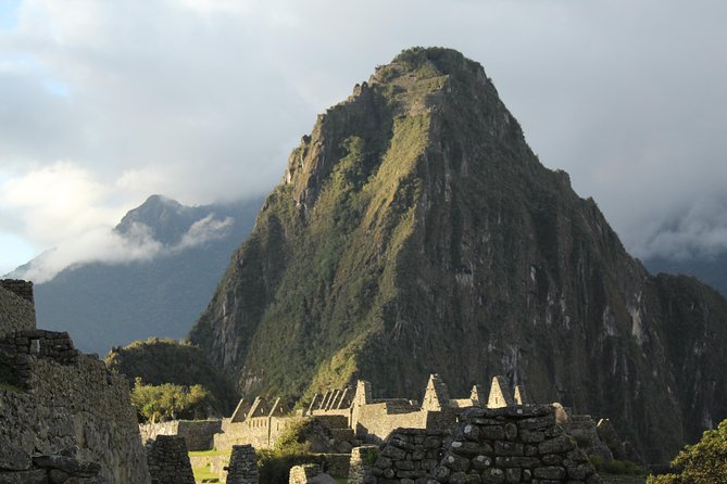 Machu Picchu Tour From Cusco Full Day - From Aguas Calientes to the citadel
