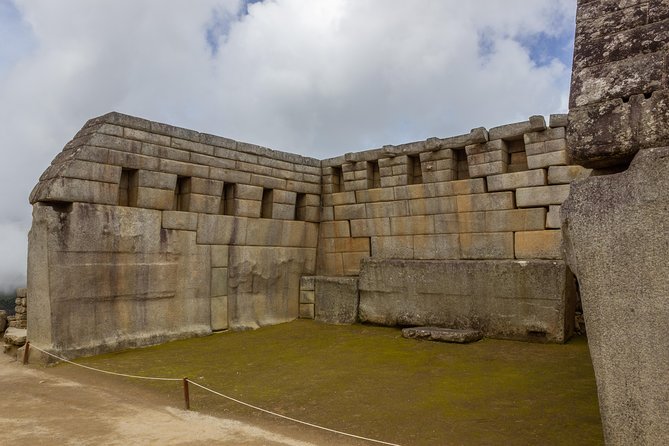 MachuPicchu Private Full Day Tour by Vistadome train from Cusco - Is $409 a fair price?